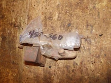 Farmall 560 IH tractor ORIGNAL 2pt fasthitch quick hitch pocket knuckle bracket