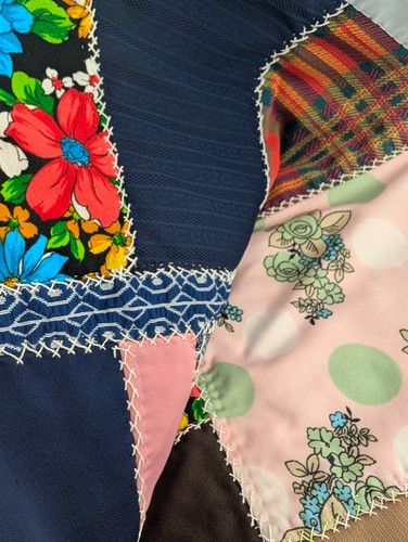 Vintage Patchwork Quilt Blanket Bright Colors Handmade 81.5x69.5" - Picture 14 of 24