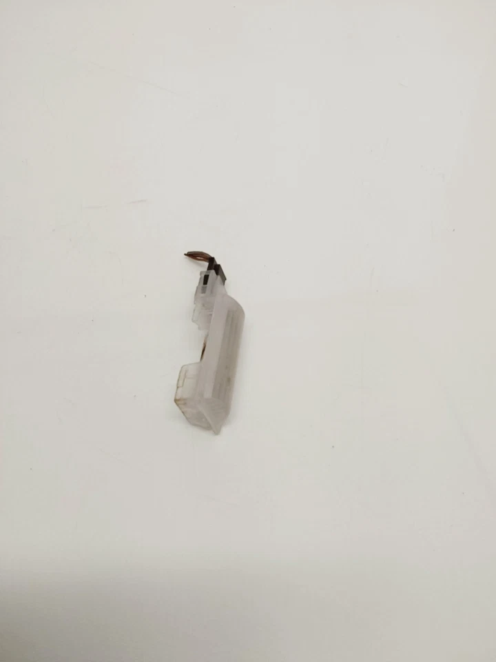 Luz interior maletero Mercedes Benz S430 S500 2000-2006 2208201901 Foto 2 de 4