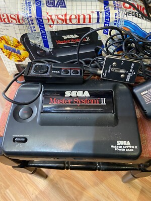 SEGA Master System 本体 + コントローラー2個 + ボックス SEGA Master System 本体 + コントローラー2個 + ボックス SEGA Master