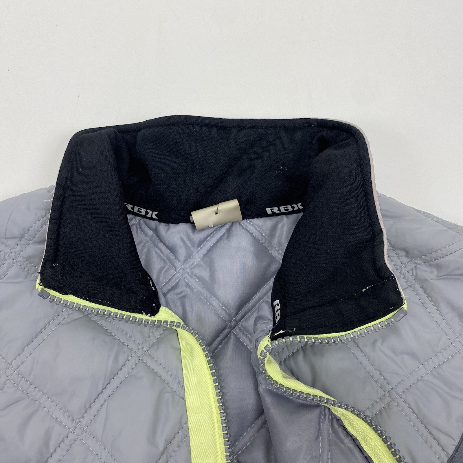 Reebok RBX Womens Running Jacket Quilted Size M Thumb Holes Full Zip Black Gray thumbnail 7