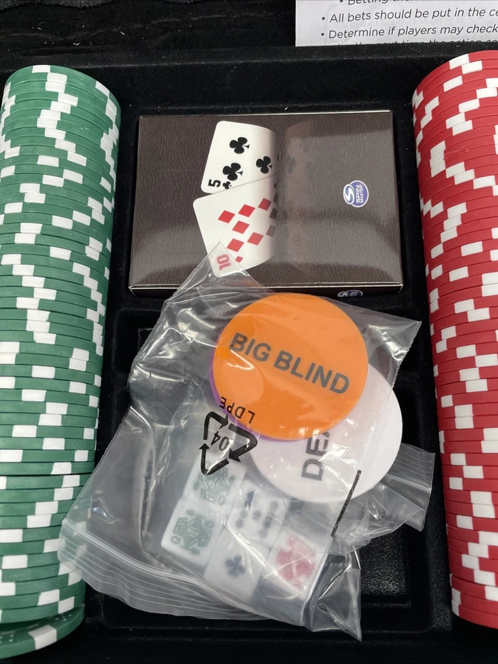 VTG Cardinal's Professional Texas Hold'em Poker Set & Aluminum Carrying Case RTS - Image 4 of 4