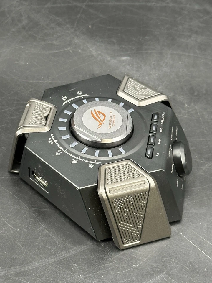 华硕 ROG Centurion True 7.1 环绕式 USB 音频控制器单元适用于台式机使用 — 第 3/4 张图片