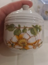 Mitterteich Zuckerdose bester Zustand mit zierlichem Blumendekor 