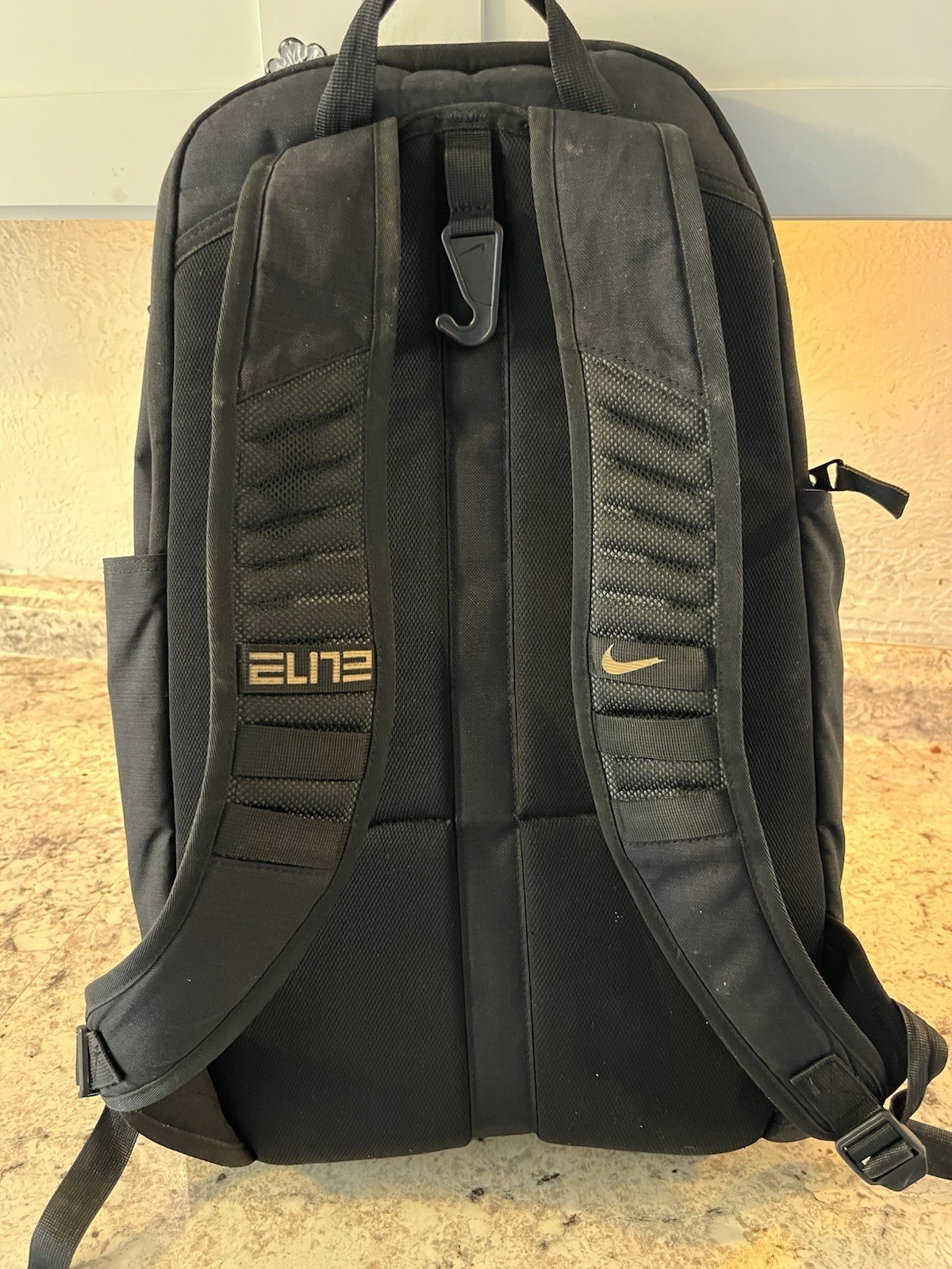 Nike Elite Hoops Pro Basketball 22” Backpack Black/metallic Gold