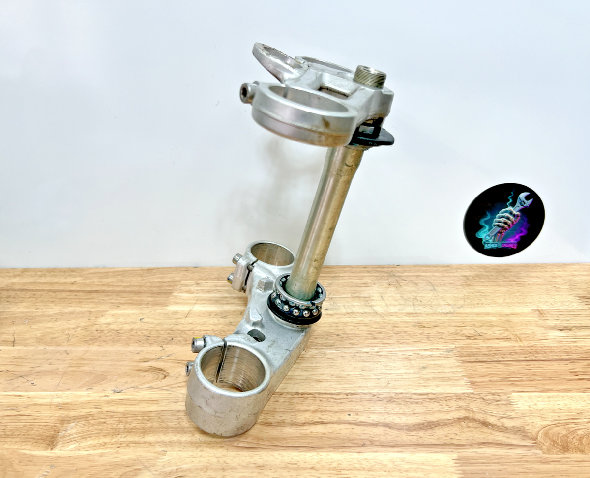 2006 - 2008 Triumph Daytona 675 OEM Front Triple Tree Clamps