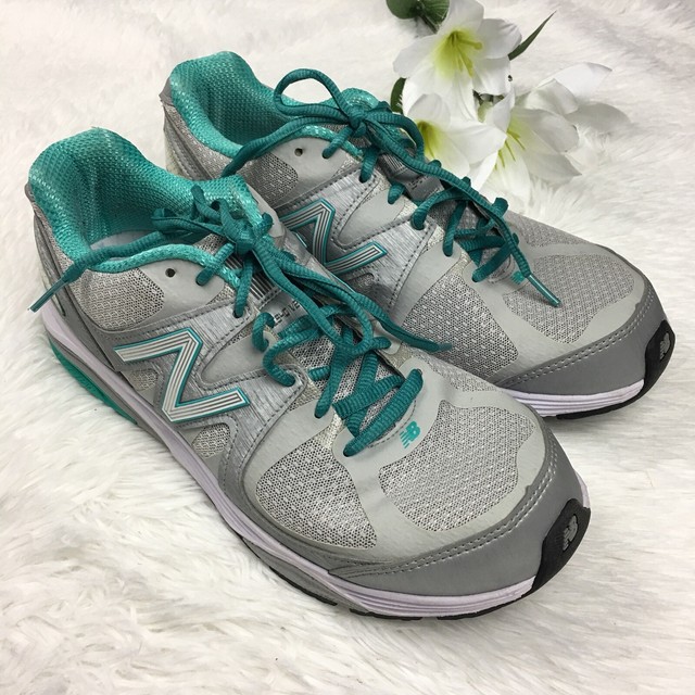 new balance silver mint