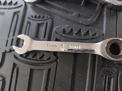 Juego de llaves de trinquete rechonchas Snap On 7 piezas métricas Flank Drive® 8-14 mm OXKRM707 - Imagen 11 de 11