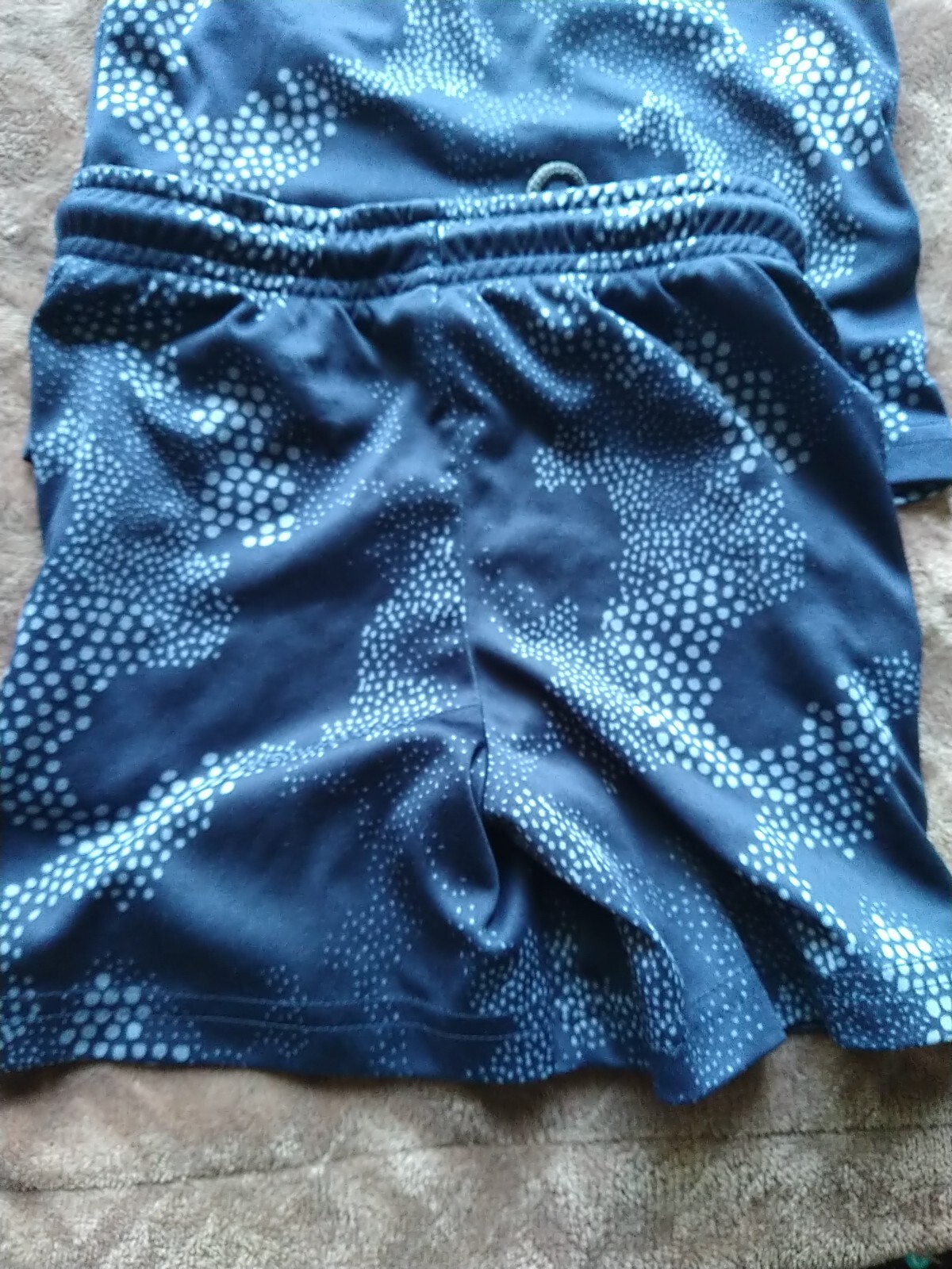 Picture 2 of 6