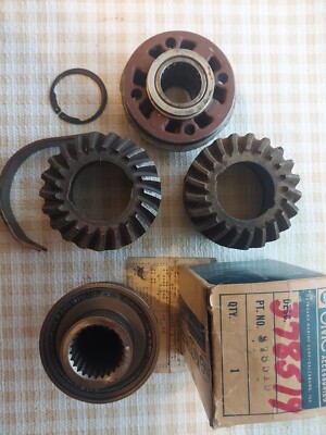 Vintage Used 1962-1970 Johnson/Evinrude OMC Electramatic 40hp Gearcase Parts Lot