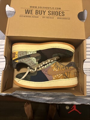Travis Scott Air Force 1 