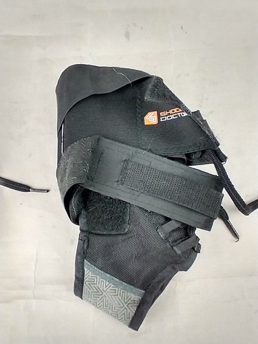 Shock Doctor Tutore Ultra Avvolgente per Caviglie in Pizzo 851- Med