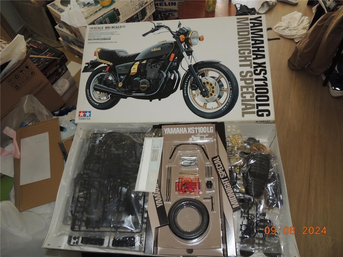 ヤマハ - 【YAMAHA】ヤマハ XS1100LG ミッドナイト・スペシャル タミヤ １/6スケール _ プラモデル 61h52lOL2AL._UF350,350_QL80_.jpg