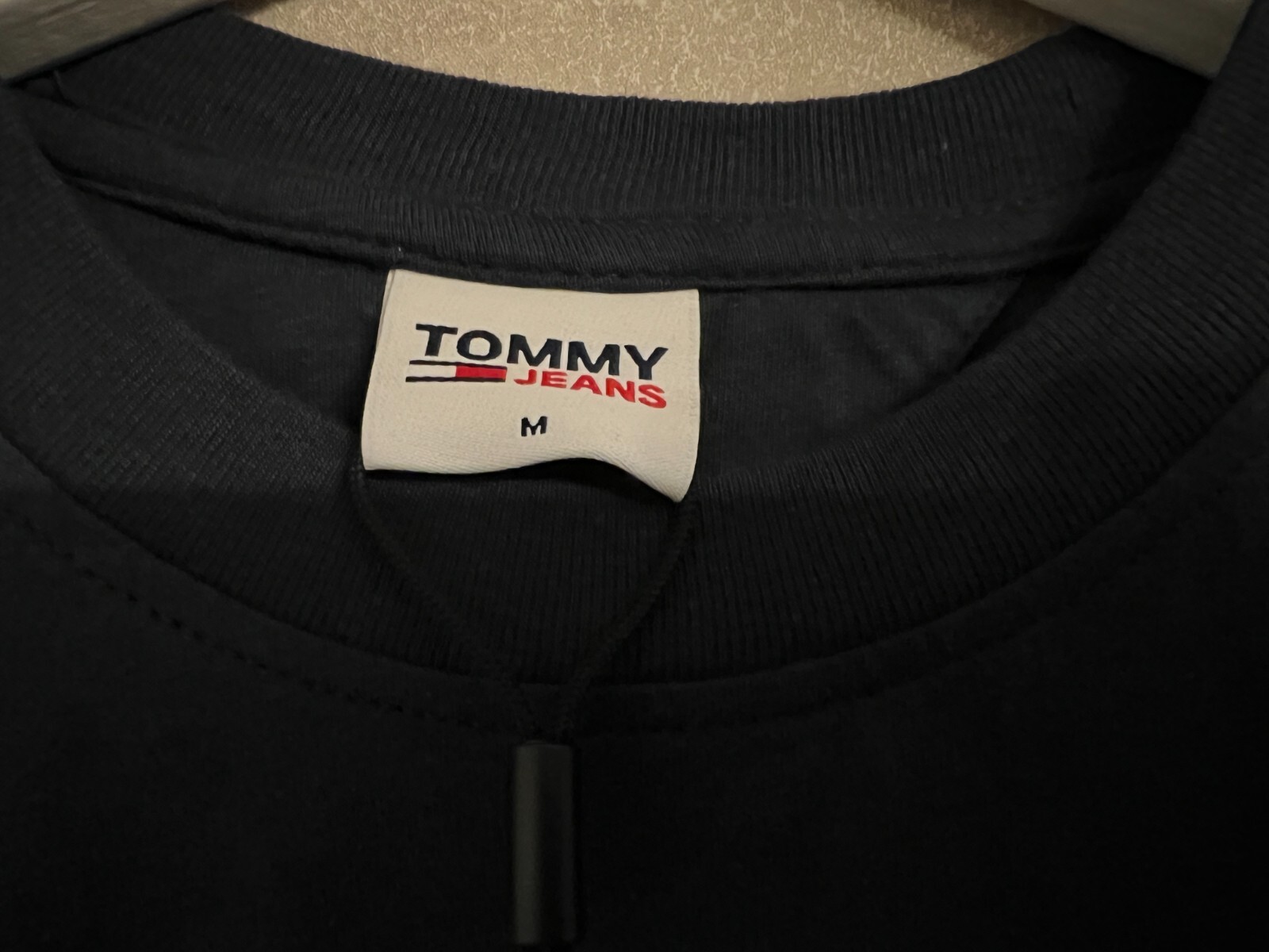 Tommy Hilfiger T Shirt Mens Essential Tee - Navy - Size UK Medium - New With Tag image 5