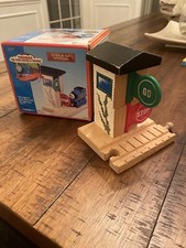 Thomas and Friends Wooden Stop and Go Station Train Clickty Clack Track With Box