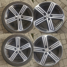Genuine Volkswagen 18" Golf R 5x112 Cadiz Alloy Wheels and tyres X4