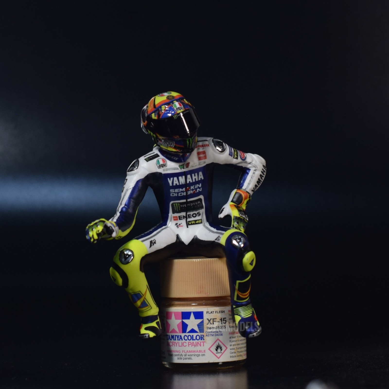 1/12 Scale Motogp Rider Figurine Valentino Rossi Test 2014 thumbnail 4
