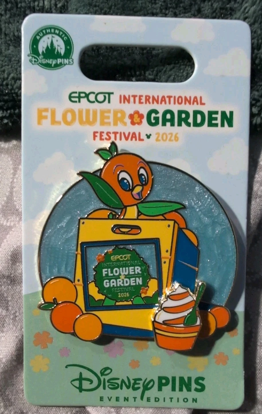 New 2026 Disney Epcot Flower And Garden Festival Orange Bird Crate Dole Pin New!