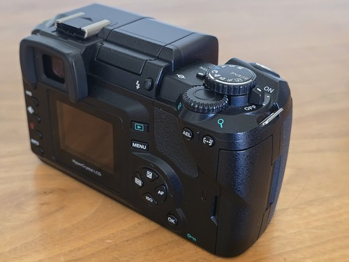 Olympus E-300 CCD Sensor Camera + 14-45mm Lens - M2548 - Picture 3 of 15