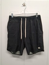 Vuori Shorts Mens Large Black Camo Banks 7” Inseam Performance Stretch Active