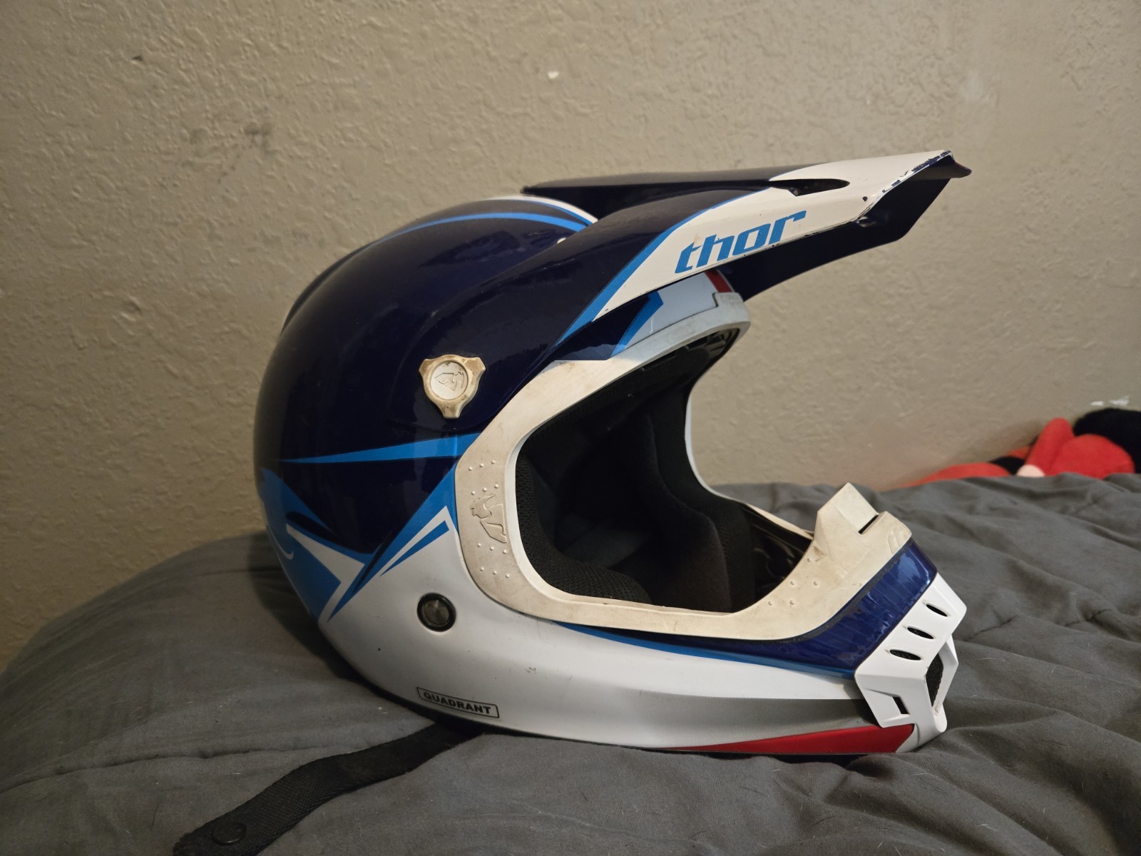 Thor Quadrant Dirt Bike Racing Riding Helmet Adult Size Med 