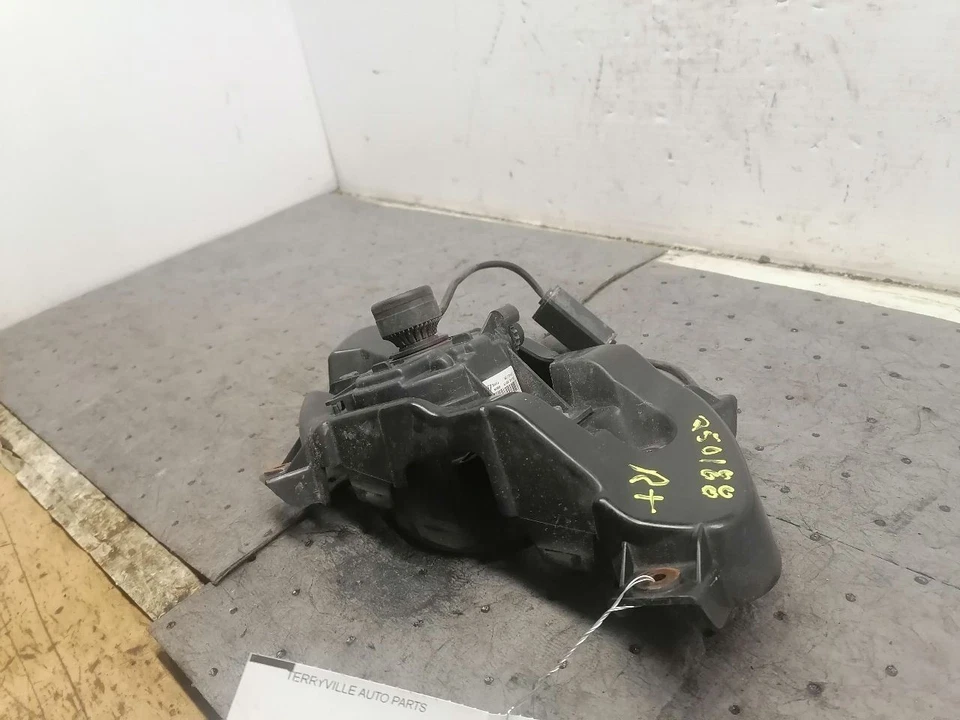 Passenger Corner/Park Light Fog-driving Bumper Mounted Fits 15-18 MURANO 1597759 - Image 4 of 4