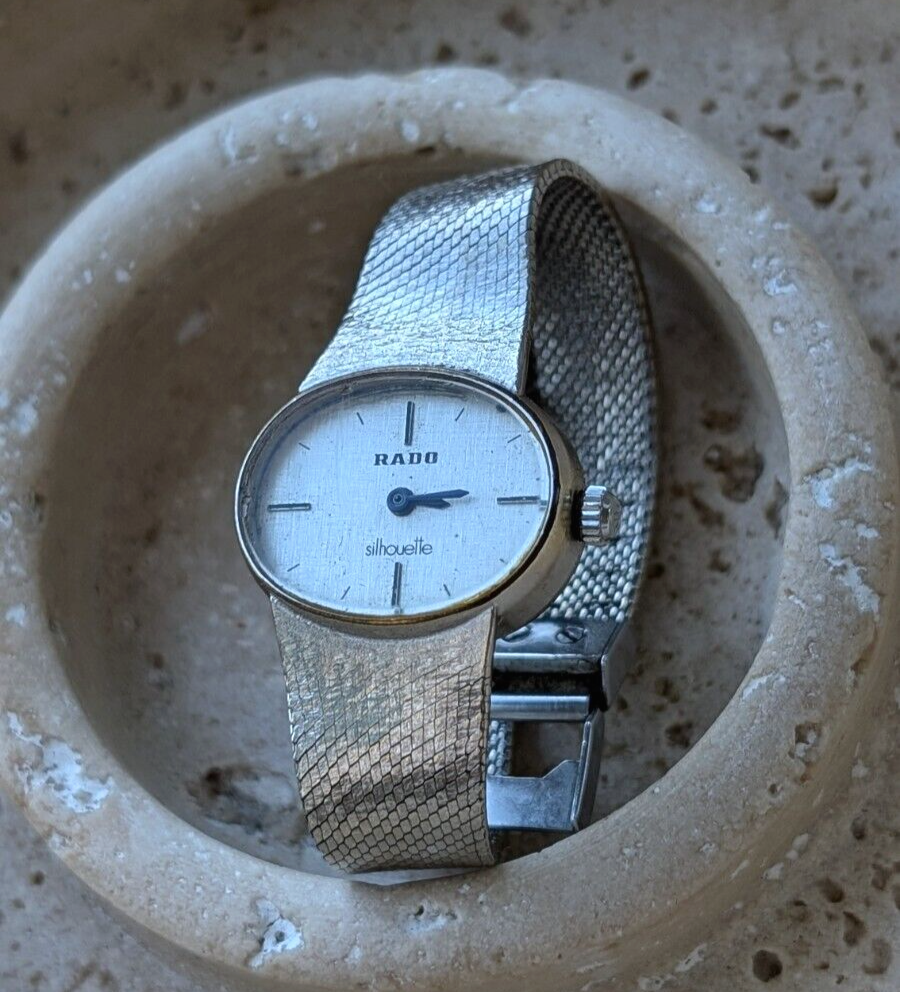Vintage Rado Silhouette Swiss Ladies Hand Winding Watch 1980