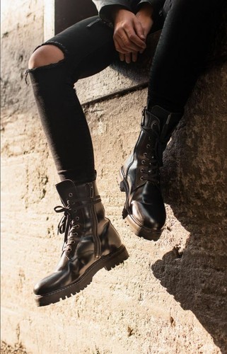 Men Black Leather Side Zipper Combat 