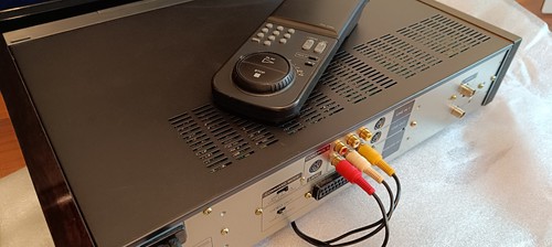 Sony EV-S1000E Video8 Hi8-Recorder / PCM Stereo PAL - Bild 17 von 20