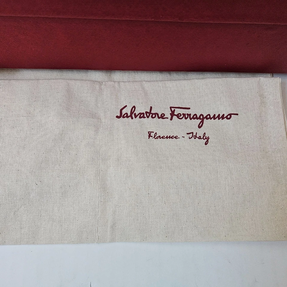 Zapatos de salón Salvatore Ferragamo para mujer 8,5 B cuero marrón tostado Vara con lazo Foto 3 de 4