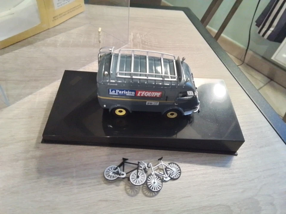 RENAULT 1000 KGS VOITURE BALAI TOUR DE FRANCE CYCLISTE 1961 NOREV 1 /43 - Photo 4/4