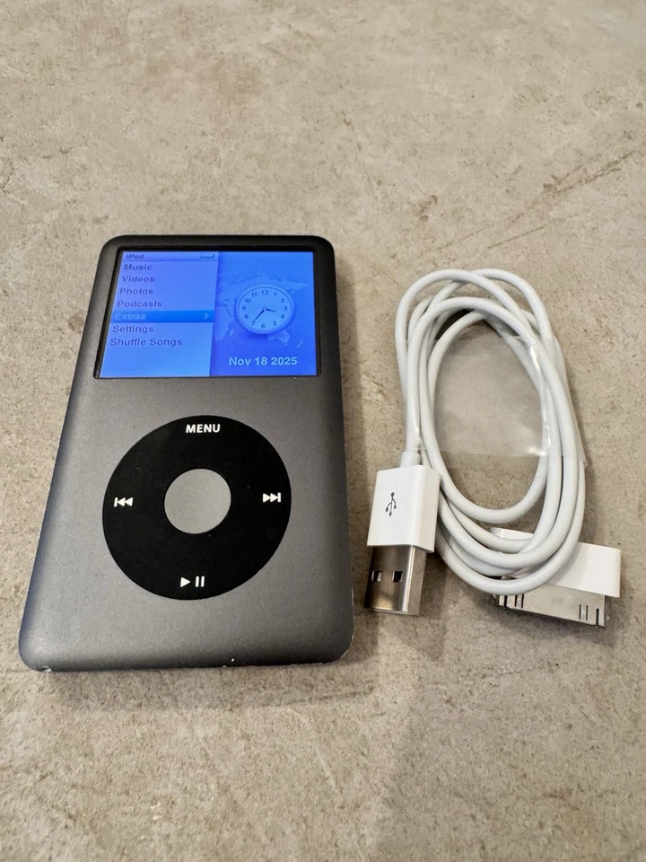 Apple iPod Classic 7th Generation 160GB Black A1238  excellent ! - Image 2 of 4