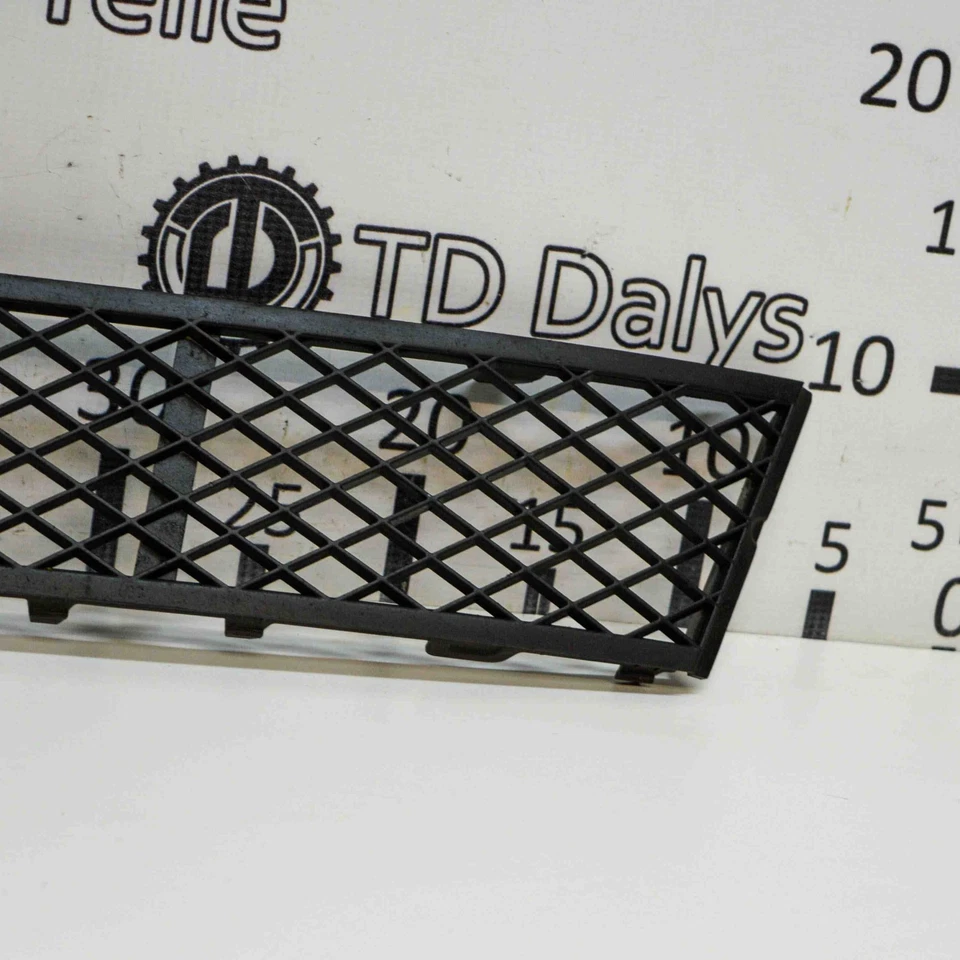 Rejilla delantera inferior bmw 5 touring f11 2.0 diésel 135kw 2010 11661441 - Imagen 3 de 4