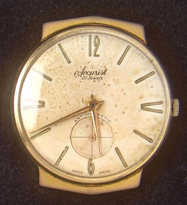 Accurist Men's Hand-Wind Peseux 320 Vintage Swiss Watch -- Running