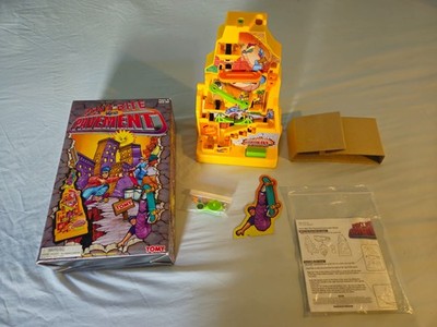 1982 TOMY Don't Bite The Pavement Skateboarding Kongman Sonic Mountain Quest