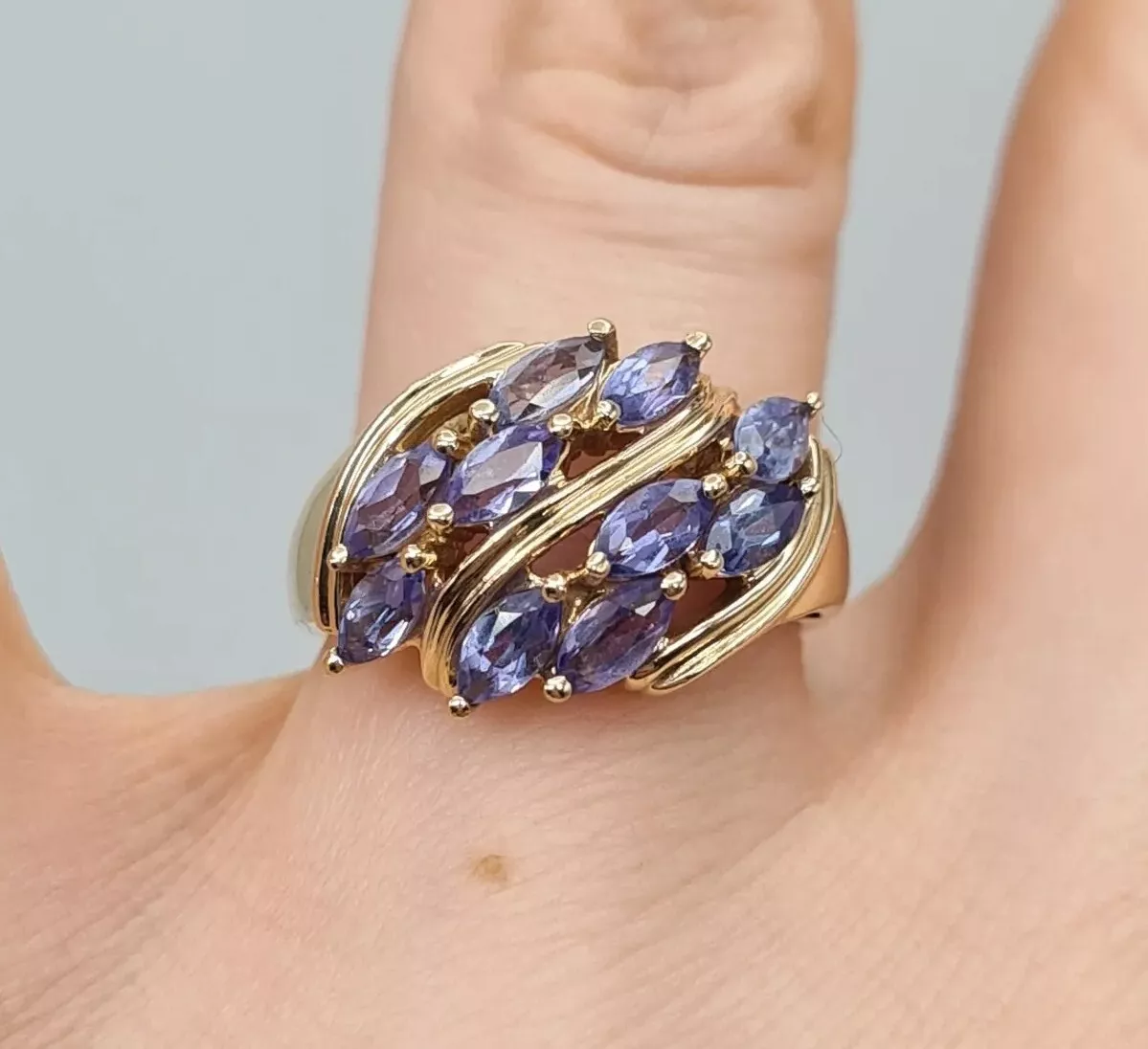 Vintage CID Clyde Duneier 14K Solid Yellow Gold Tanzanite Cluster