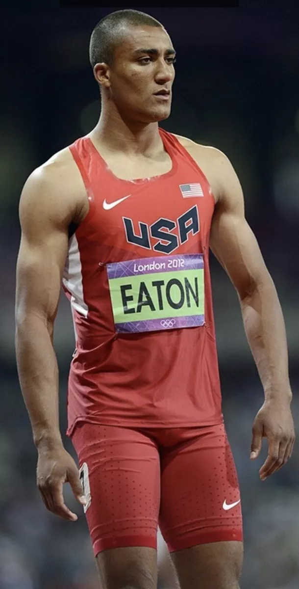 Nike track & field best sale shorts