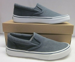 sperry striper slip on