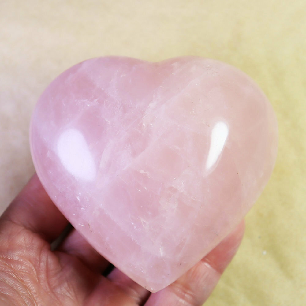 332g Natural Polished Pink Rose Quartz Crystal Heart Palm Stone Madagascar