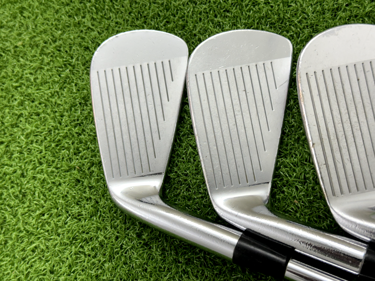Titleist Golf 690-MB Forged Iron Set 3 4 5 6 Right Handed Titleist Golf 690-MB Forged Iron Set 3 4 5 6 Right Handed