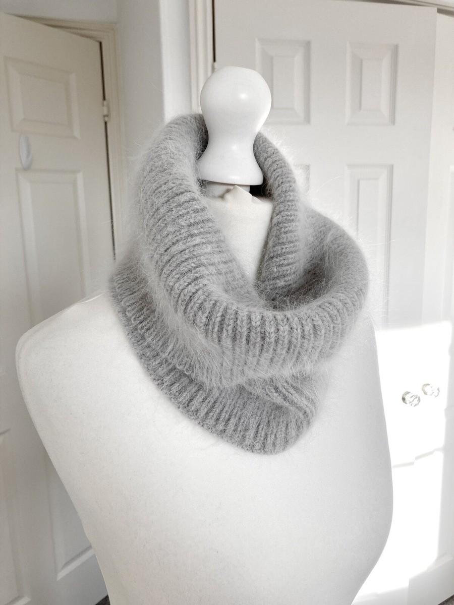 NEW Vintage Angora Rabbit Wool Lambswool Snood Neck Warmer Scarf Light Grey