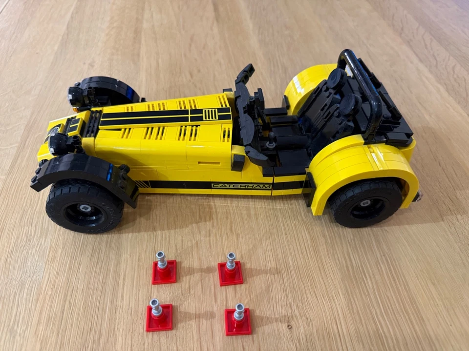 LEGO Ideas 21307 Caterham Seven 620R, photo 1 of 5
