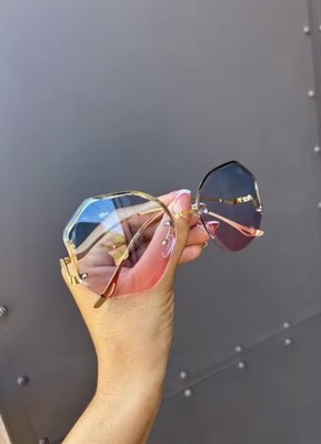 Oversized Geometric Multicolor Gradient Gold Metal Women's Sunglasses