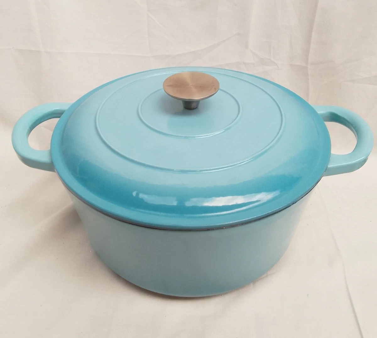 Michelangelo CAST IRON Dutch Oven ~ Large Size ~ 26cm Diameter