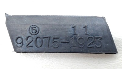 ◯◯◯ Kawasaki NOS NEW 92075-1923 Knee Grip Cover Damper ZX ZX750 Ninja