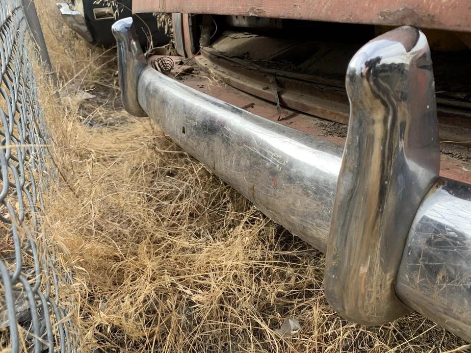 Parachoques trasero cromado Chevy Fleetmaster 1947 2 puertas OEM Foto 3 de 4