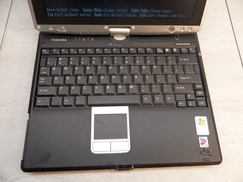 Toshiba Portege M200 PPM20U-004JD4 Parts Laptop 1.7Ghz No Hd Post Bios - Image 2 of 4