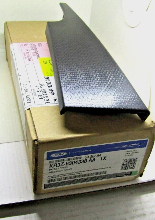 FORD MUSTANG 2021 2022 правая панель приборной панели перчатка отделка щит KR3Z-6304338-AA - Изображение 3 из 4