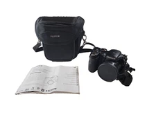 Fujifilm FinePix S Series S2550HD 12.2MP Digital Camera - Black, Bundle