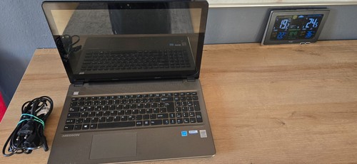 Medion Akoya E6412T Écran Tactile 2x1,7GHz 8Go/256Go SSD Webcam WiFi HDMI.